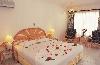 Maledivy - Male Atol - Ostrov Paradise Island Resort ****
