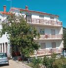 Chorv�tsko - ostrov Rab - Priv�tne apartm�ny Barbat a Banjol**+