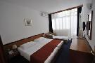 Chorv�tsko - Dalm�cia - Omi� - Hotel Holiday Village Sagitta***