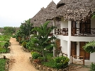 Tanz�nia  - Zanzibar - Severn� pobre�ie - Baobab ****