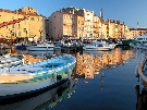 Franc�zko - Port Grimaud - kemp. Les Prairies de la Mer *****