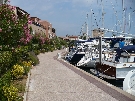 Franc�zko - Port Grimaud - kemp. Les Prairies de la Mer *****